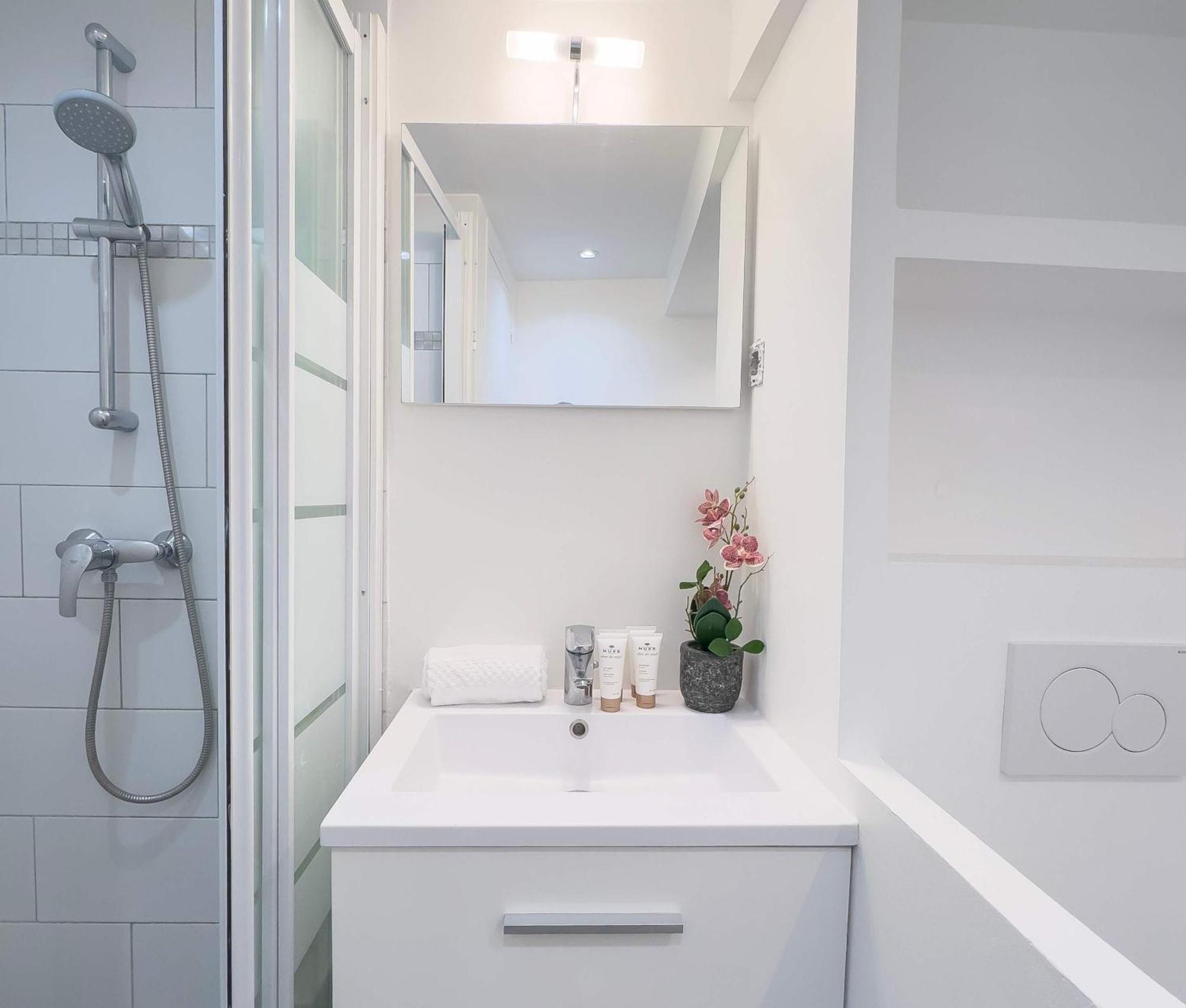 Ferienwohnung Authentic Flat Near Luxembourg Garden Paris Exterior foto